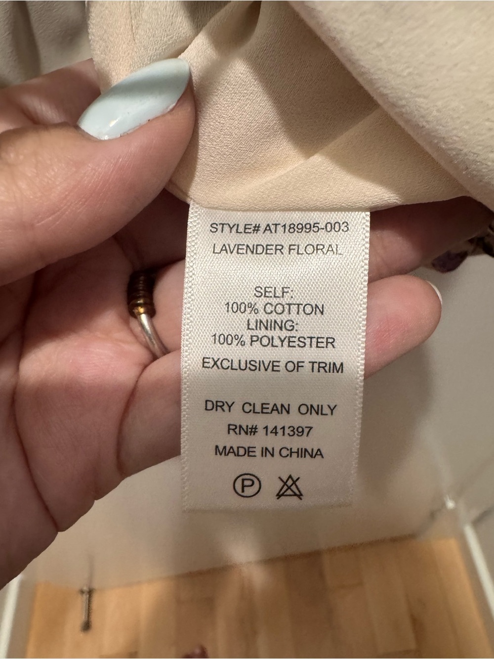 NWOT Lavender Floral Tie Front Puff Sleeve Top Size Small - Picture 6 of 6